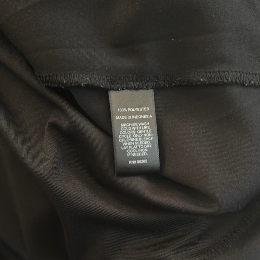 Express Floral Black and Pink Women's Top - Picture 4 of 5